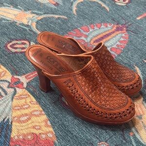 Vintage 70s 80s Connie Craklin Women's Brown Woven Mules Heels 9